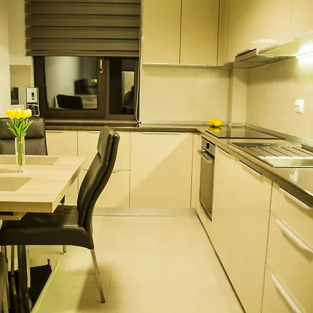 Business Class 아파트