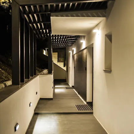 Business Class 아파트