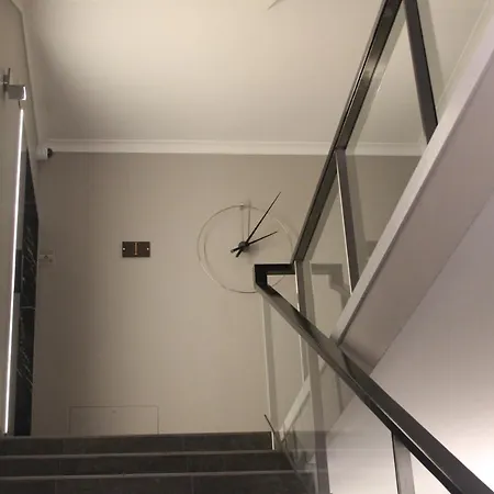 Business Class 아파트 *